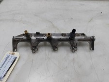 RAMPE D'INJECTION VW Golf V