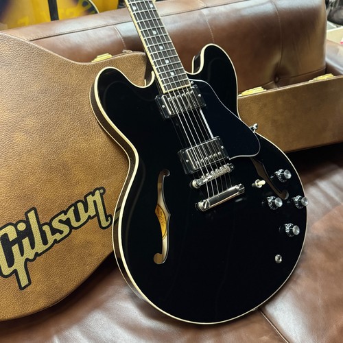 Gibson 335 ebony 73kg - gibson, 3.73kg