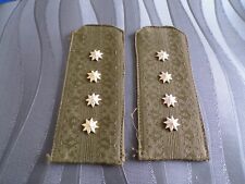 INSIGNE MILITAIRE EPAULETTE 4 ETOILES ARMEE COREE DU NORD ? TBE