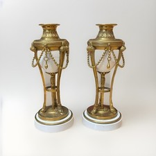 Paire de cassolettes en bronze