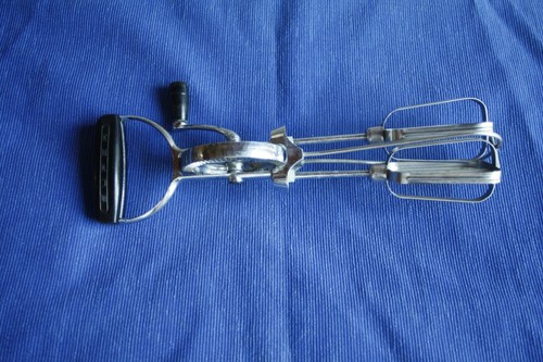 Ancien batteur blanc - ancien,
