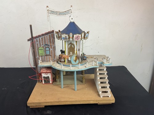 Ancien diorama manège - diorama,