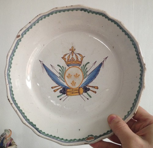 Belle assiette faience - assiette,