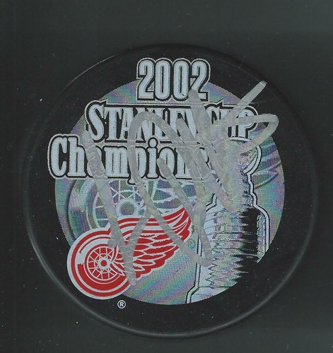 Luc robitaille signed detroit - luc,