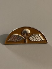 Pin's troupe d'élite 6 e