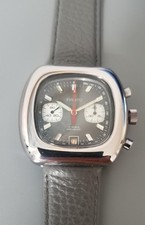 Chronometre Valjoux 7734, boitier acier, fond vissé, bracelet cuir