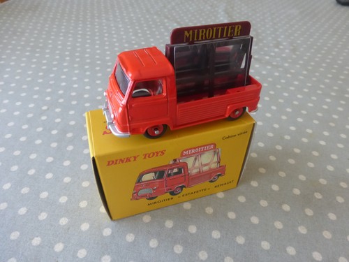 Dinky toys 564 - dinky,