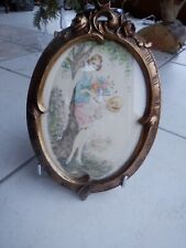 Petit cadre  ancien ovale à