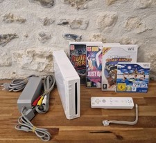 CONSOLE NINTENDO WII + 4 JEUX + CABLES MANETTE TBE GUITAR HERO JUST DANCE RESORT