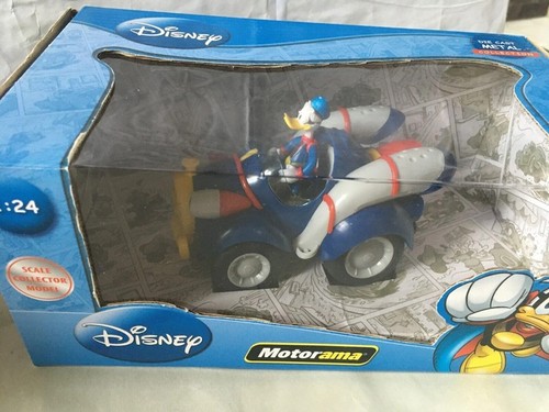 Voiture miniature donald - miniature, en
