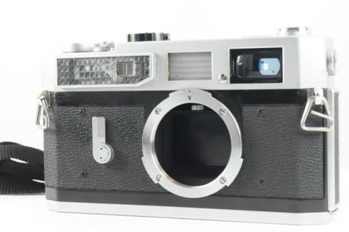 Near mint canon model - model, 35mm