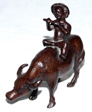 ANCIENNE SCULPTURE BRONZE CHINOISE JAPONAISE VIET NAM ? HOMME BUFFLE XIXème ?