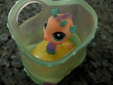 Littlest pet shop seahorse 142 hippocampe dans son aquarium