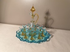  Service à liqueur Georges Sand jaune et bleu avec plateau mouvementé bleu