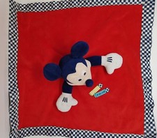 Doudou Mickey Mouse DISNEY STORE Plat Carreaux Rouge Bleu Marine Blanc NEUF
