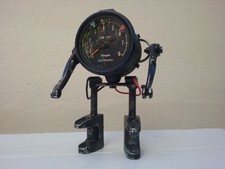 #SOUTIENUKRAINE FABRICATION ARTISANALE ROBOT HUMANOÏDE  COMPTE-TOURS 4 CYLINDRES