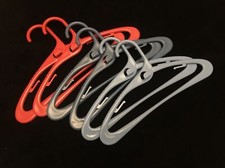 Lot de 6 Bébé/Enfants's Mother Care Vêtements Cintres en plastique bleu/rouge