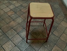 4 Tabourets écolier vintage metal industriel, assise bois .Prix à l unité 