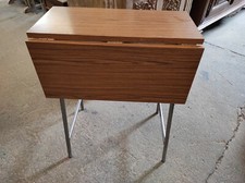 Table en formica pliante 28 x 60 cm minimum 80,5 x 60 cm maxi 