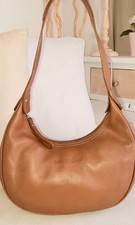 ***LONGCHAMP*** SAC EN CUIR GRAINÉ CAMEL COMME NEUF