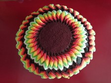 VINTAGE 70, COUSSIN SATIN NOIR, ENVELOPPE CROCHET MAIN, MARRON,ORANGE, JAUNE