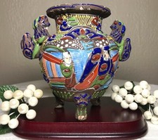 Antique Moriage Japan Satsuma Vase Hand Painted Enamel Footed Foo Dog Handles 6"