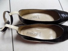 escarpins français vernis noirs + blancs  t 40