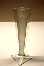 Bougeoir  en cristal d'Arques SIGNE J G Durand style art déco Hauteur 20,5 cm