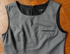 Robe CAROLL chasuble chic neuve 44 grise liserés noirs