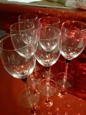 6 Verre A vin rouge Venise Saphir ?