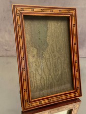 Cadre à décor marqueté à poser ou à suspendre