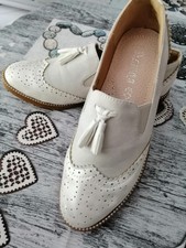 Jolis Mocassins Ponpoms Argentés T38 Neufs