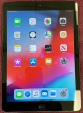 Apple Mgkl2b/A IPAD Air 1 9.7 inch 32 Go Wi-Fi + 4G Espace Gris, 12 Mois