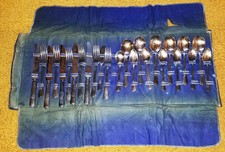 VINTAGE (ANTIQUE) ART DECO WM. ROGERS STAINLESS FLATWARE & ORIGINAL FELT CASE