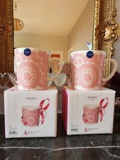 DEUX MUGS ARABIA ESTERI EN PORCELAINE NEUFS ROSE ET BLANC