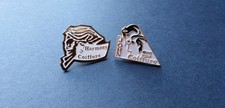 LOT 2 PIN'S THEME COMMERCE MAGASIN  COIFFEUR COIFFURE COIFFEUSE 