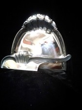 Ramasse Miettes Et Sa Pelle .en Métal Argenté .Gallia .