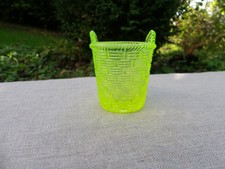POT ANCIEN, PETIT PANIER EN VERRE OURALINE
