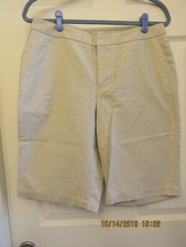 COLDWATER CREEK NATURAL FIT KHAKI SHORTS, zipper fly, Size 10