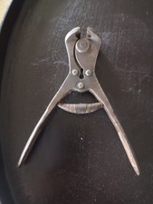 Outil ancien . Tenaille pince coupante made germany