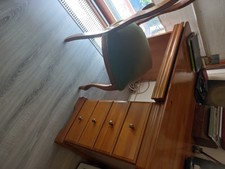 bureau ancien bois et chaise