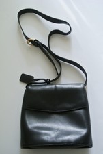  Small Black Leather Anne Klein Cross Body Handbag, 8.5 x 10 x 4 in, 21 in drop
