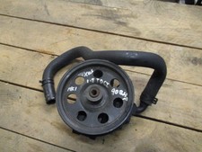 Ford Focus MK1 1.8 Tddi Turbo Diesel Pas Liquide Direction Assistée Pompe 2B B12