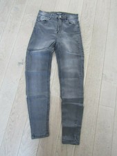 3BERSHKA" JEANS SKINNY TAILLE HAUTE   T.34/36 V/DESCRIPTIF