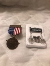 Harley Owners Group 19th Annual Rally Pin & Roadhouse 2002 Pin 