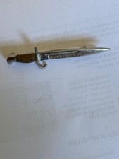 Insigne Ancien Broche Metal a définir 