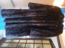 manteau long  Fourrures Clément taille 40