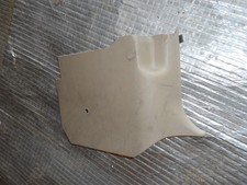 Cache droit bas tableau de bord JAGUAR et DAIMLER XJ8 XJ308 de 1998 a 2003