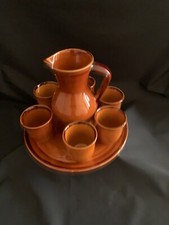 Pichet, plateau, 6 gobelets, St Clément, service à eau en céramique, tous signés