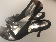 MAGNIFIQUES ESCARPINS/SANDALES NOIRES EN CUIR FREE LANCE P 40, Chic